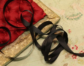 1 yard Antique lovely tiny silk satin ribbon black 1/2" wide ribbonwork  binding seam trim hat trim french doll bonnets