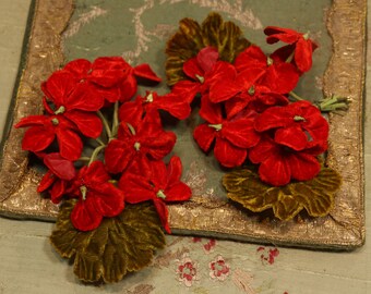 Lovely lot  corsage vintage millinery flower velvet orange red geranium rich shades hat cloche bonnet dress 1930