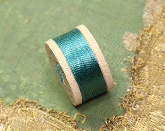 1 spool vintage pure silk buttonhole Belding 6385  twist thread spool warm teal seadeep blue shade 10 yards size D Belding Corticelli