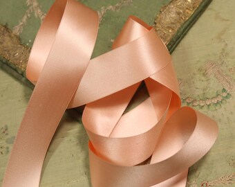 1 yard antique lush pure silk double face satin ribbon 1.25" wide peach blush pink shade ribbonwork doll flower rosette millinery hat trim