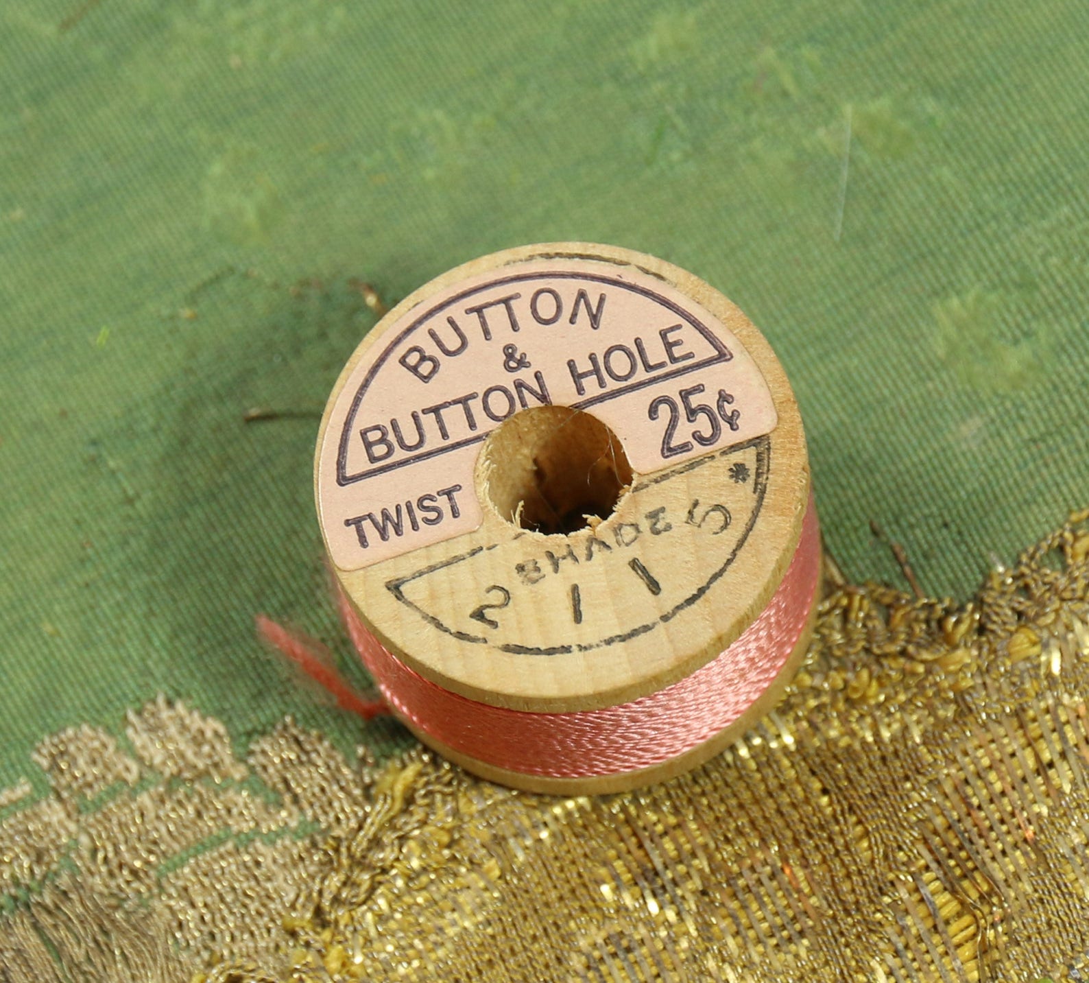 1 Vintage Pure Silk Buttonhole Twist Thread Spool Coral Dust Etsy