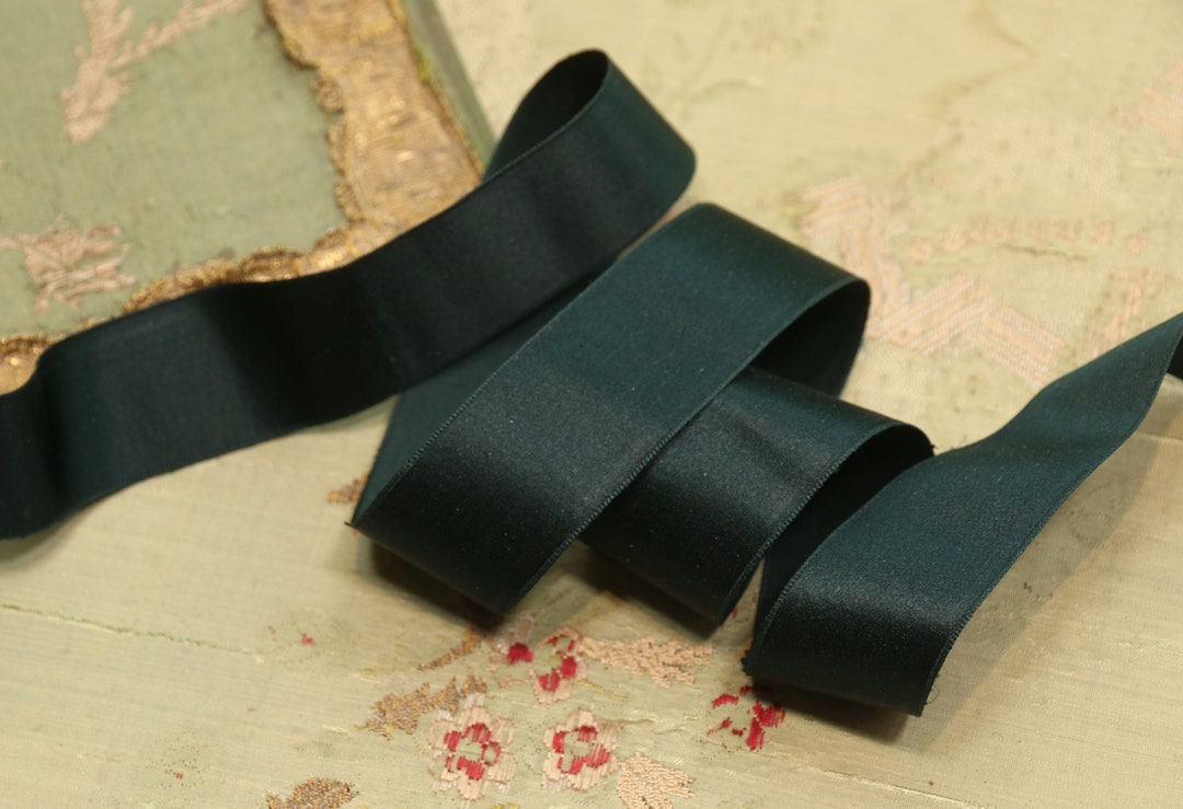 Sturdy Ribbon 1 Yard 1920s Silk Satin Ribbon 1 3/16