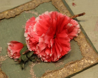 Lovely 1940s Vintage flower carnation pink cream corsage millinery flower warm pink shades rich shade flower making supply 1940 1950 1960 1