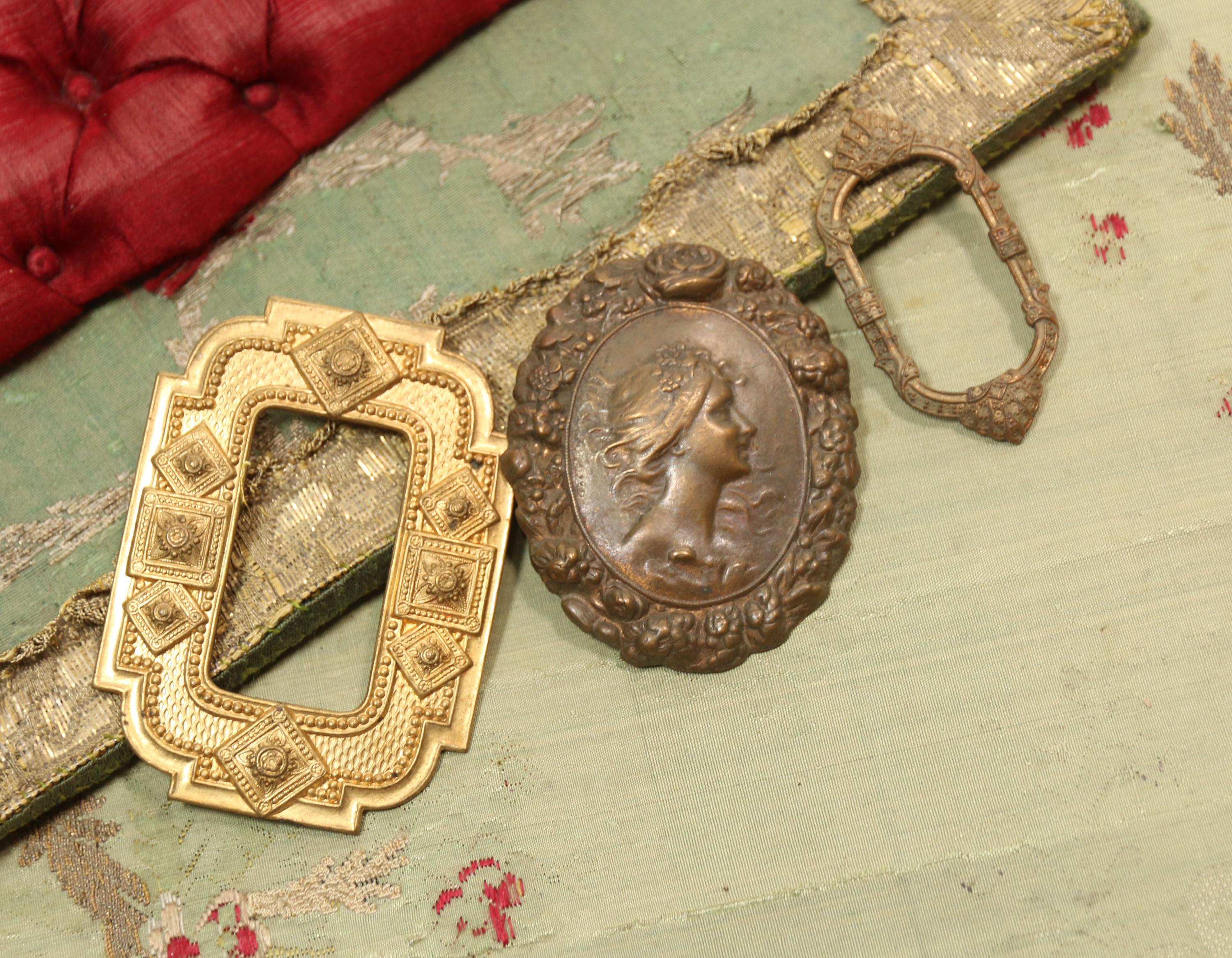 Victorian Nurse Belt - Etsy display picture 1