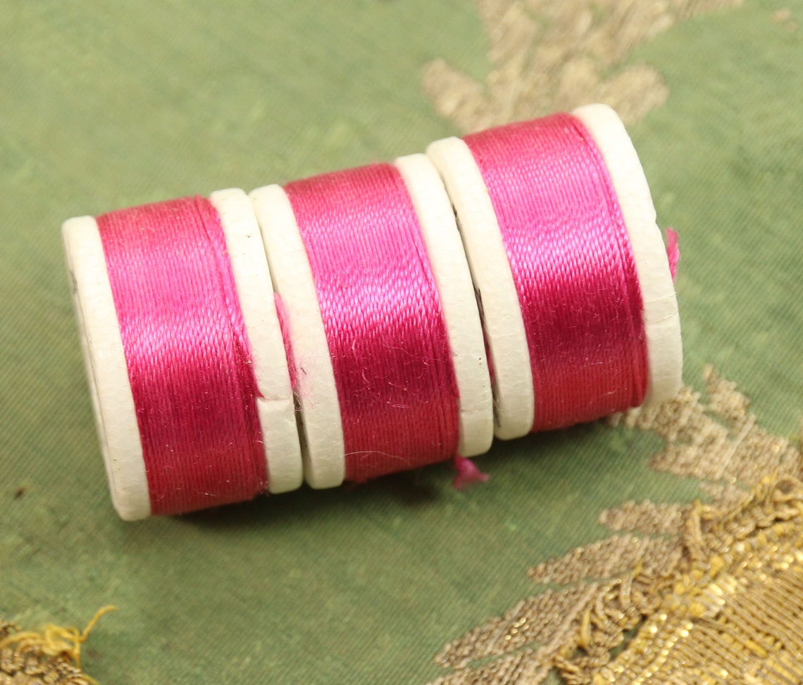 3 Vintage Pure Silk Buttonhole Twist Shade 340 Thread Spools Etsy
