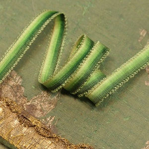 1 yard rare real silk antique ribbonwork ribbon 3/8&quot; ombre green shade picot trim ribbonwork trim art deco piece thread sash 1920s