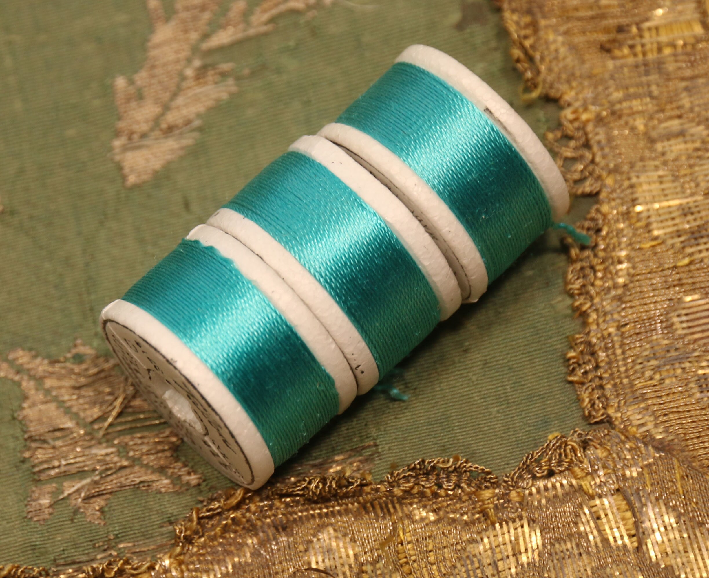 3 Vintage Pure Silk Buttonhole Twist Shade 615 Thread Spools Etsy UK