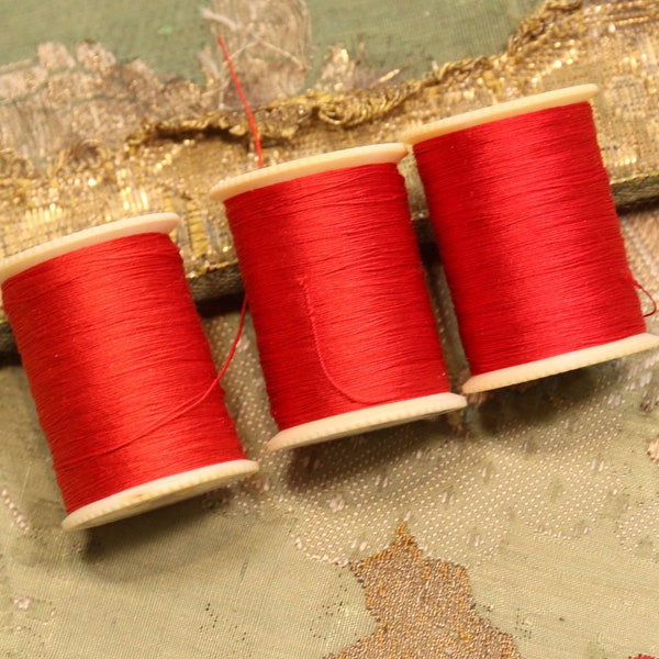 Lot 3 Vintage pure silk thread spools assorted red shades lot antique wooden sewing notion