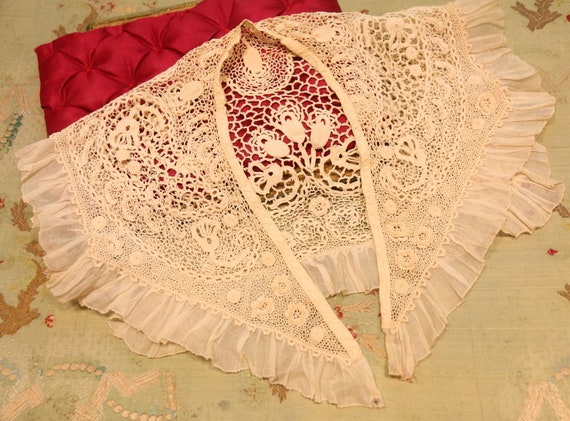Antique Incredible Cotton Irish Crochet Lace Collar Flapper  display picture 3