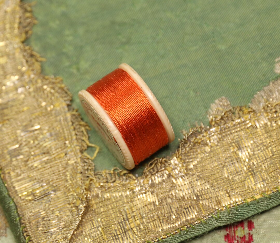 1 Vintage Pure Silk Buttonhole Twist Thread Spool Deep Orange Etsy
