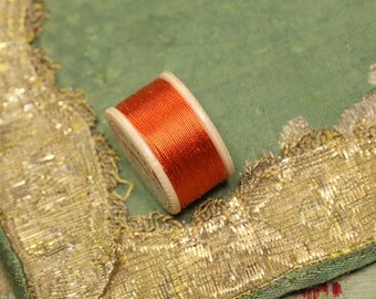 1 Vintage Pure Silk Buttonhole Twist Shade 136 C Thread Spool | Etsy