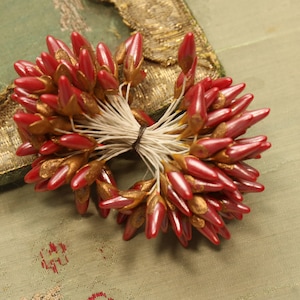 Vintage metallic gold red rust stamens large bundle colored buds millinery stamen fine tiny unique  flower ribbonwork projects