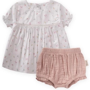 Baby Girl Outfit Summer Set, Floral Blouse and Pink Bloomer, Infant Cotton Clothes -
