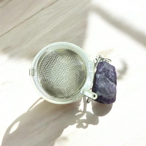 Amethyst Mesh Tea Steeper – Crystal-Infused Brewing for Mindful Tea Moments
