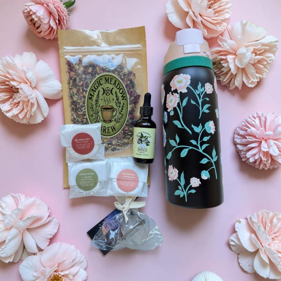 A Thoughtful Gift with Tea, Crystal Infuser & Spa Essentials