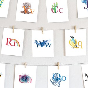 Nature Alphabet Flash Cards / Science ABC Flashcard Set Impreso con colorido arte de acuarela / Ilustraciones en fuente Serif