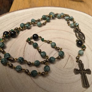 Anglican / Episcopal Rosary with Green Dot Jasper / Black Agate and Cross Pendant Prayer Beads 209