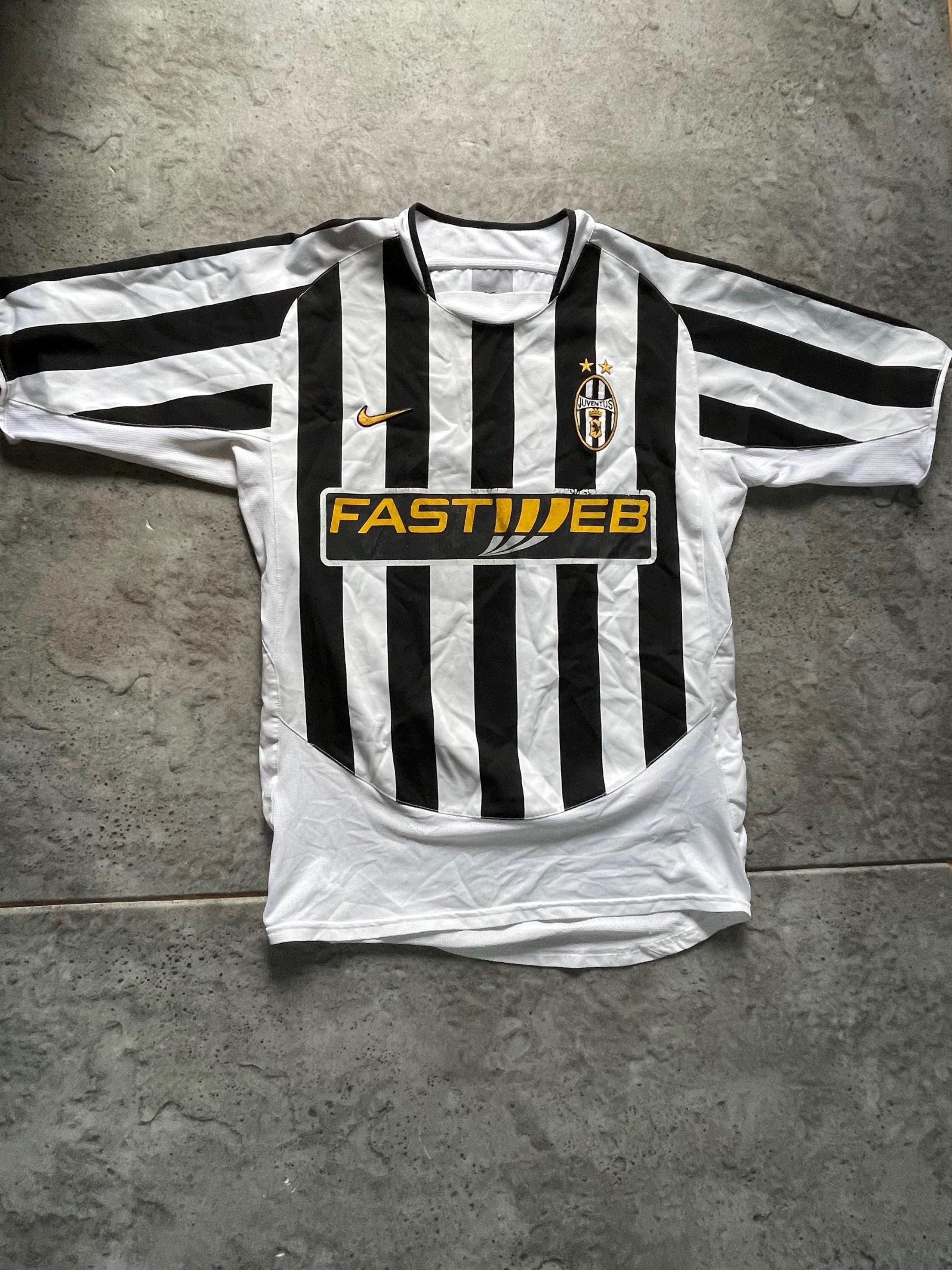 Vintage 2003‑04 Nike Juventus FASTWEB Home Football Shirt | Black