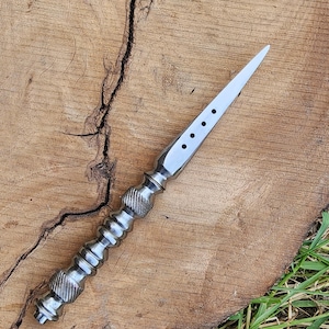 Estilo antiguo / Cuchillo coleccionable de tres caras / Fantasía oscura