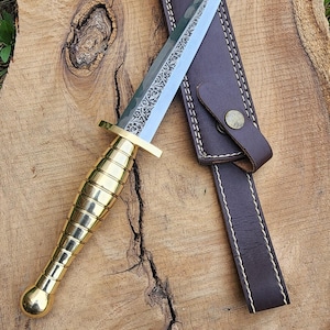 Cuchillo de acero forjado a mano • Diseño personalizado hecho a mano • Coleccionista y cosplay