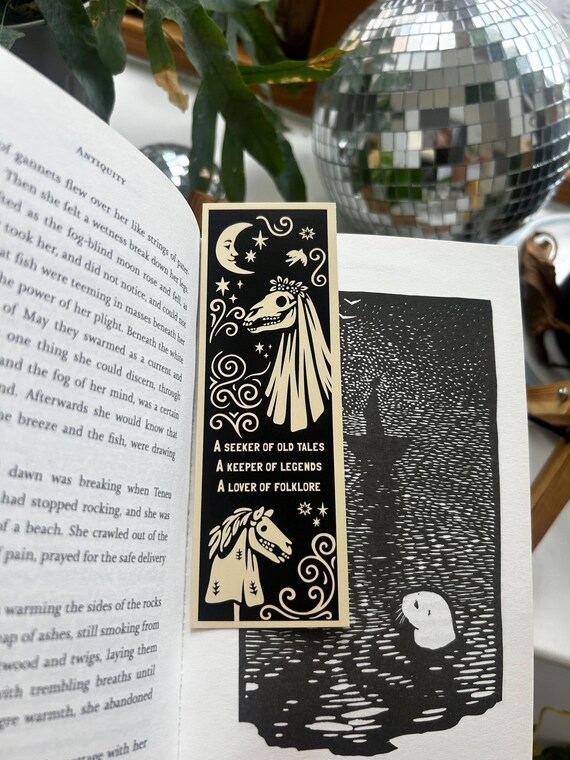 I love Folklore book mark!