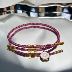 Pulsera personalizada bohemia - Pulsera tejida fina - Pulseras surferas impermeables - Pulsera personalizada con nombre y letra - Regalo para ella - Pulsera con monograma de hoja