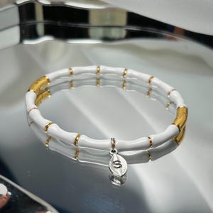 Pulsera personalizada bohemia - Pulsera tejida fina - Pulseras surferas impermeables - Pulsera personalizada con nombre y letra - Regalo para ella - Pulsera con monograma de hoja
