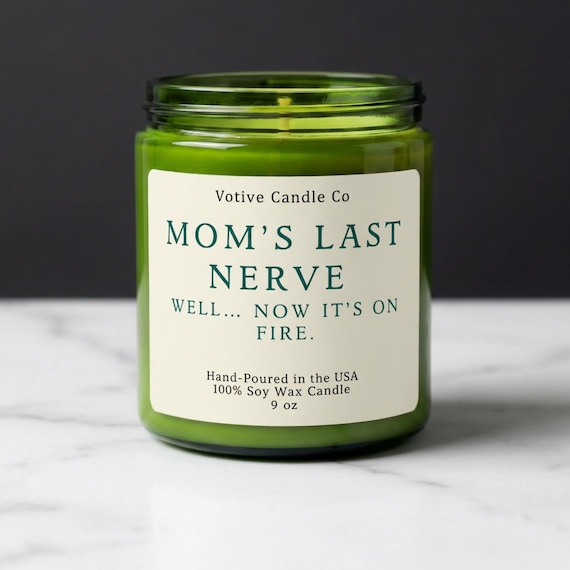 Funny Mom Candle Gift from Daughter, Mother’s Day & Birthday Gift for Mom, Personalized Candle for New Moms and Wives