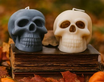 Gothic Skull Candle: Hand-Poured Soy Wax - Dark Home Decor
