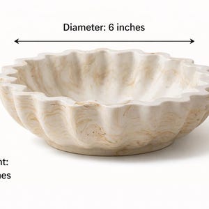 Jesmonite Scallop Bowl – Aesthetic Home Decor – Minimalist Tray – Handmade Decorative Bowl