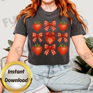 Kokarda truskawkowa PNG, Letnia koszulka z nadrukiem sublimacyjnym, Koszulka urodzinowa Sweet One, Kokarda kokietka PNG, Trendy Preppy Letni piknik PNG