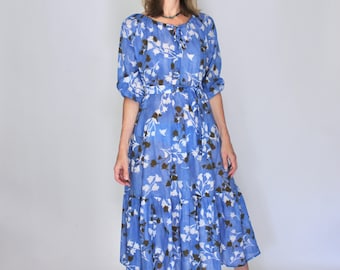 Vestido midi ventoso en color cobalto cali