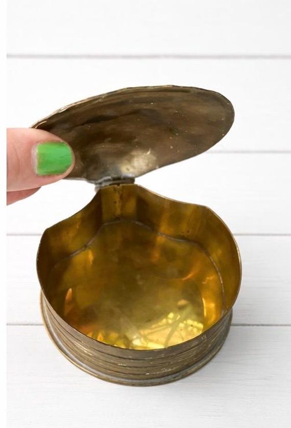 Solid Brass Shell trinket box - image 3