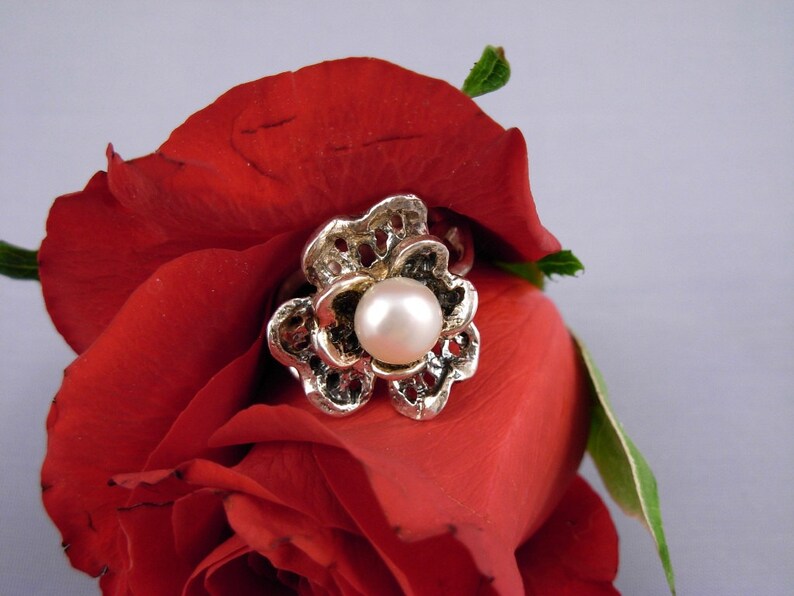 Pearl on Flower Handmade Silver Ring ElenadE image 1