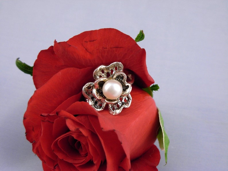 Pearl on Flower Handmade Silver Ring ElenadE image 2