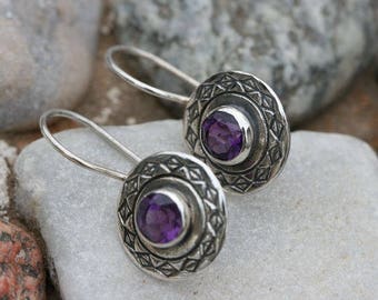 Boucles d'oreilles en argent, boucles d'oreilles améthyste, boucles d'oreilles faites à la main, boucles d'oreilles en argent 925, boucles d'oreilles en pierre de naissance, bijoux en argent améthyste,