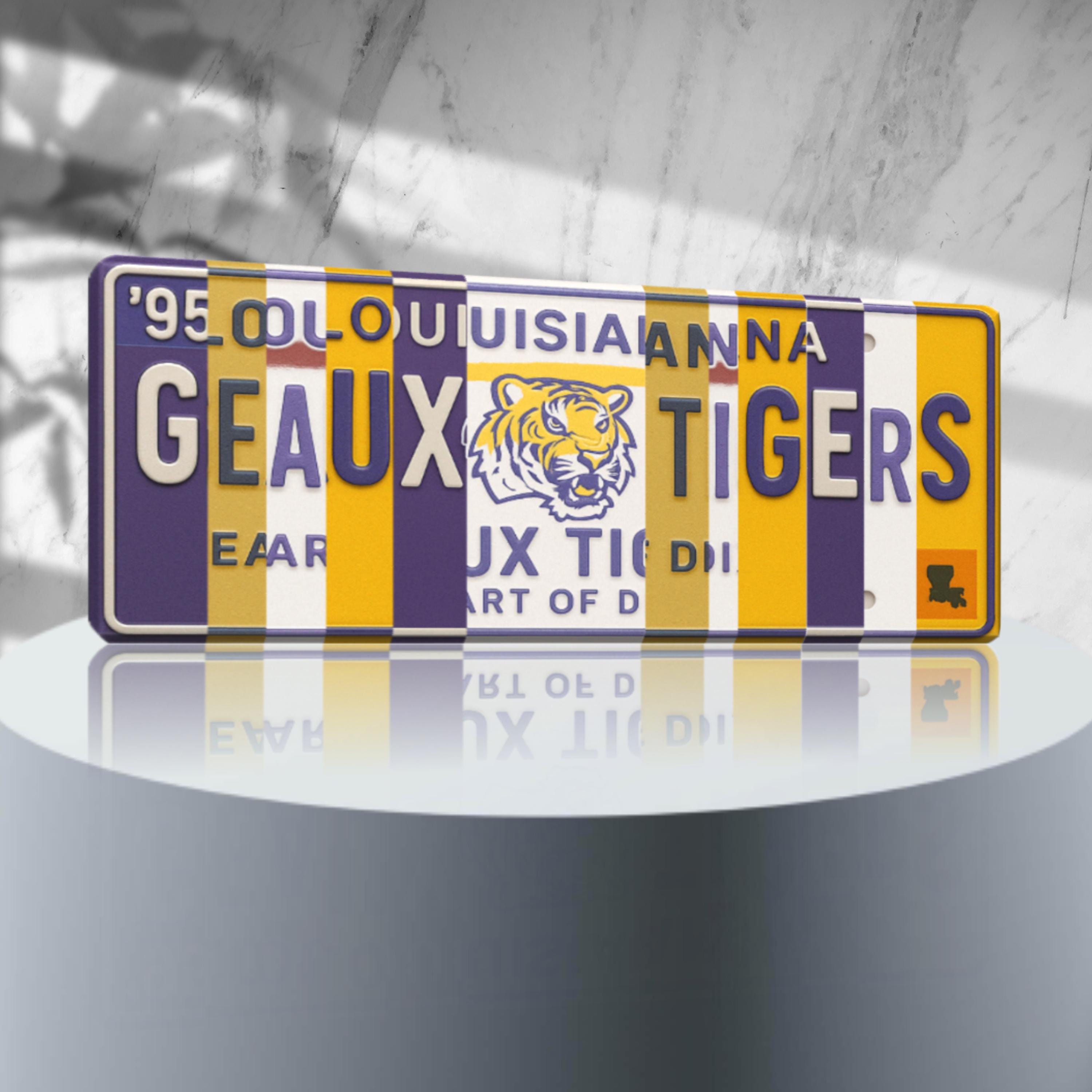 LSU Tigers Hitch Covers - SEC Hitch Covers - LSU Tigers Tailgater NCAA