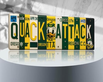 Quack Attack License Plate Sign – Oregon Ducks Metal Wall Art | Green & Yellow Fan Cave, Dorm and Tailgate Decor (16×6)