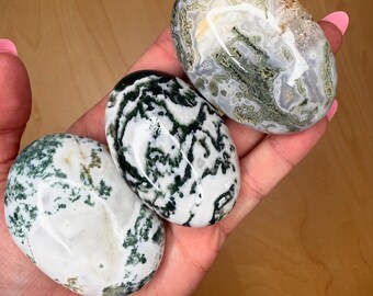 Pierre de palmier en agate mousse - Cristal de base pour l'équilibre, la croissance et la guérison | Pierre de méditation | Pierre de poche en agate verte naturelle