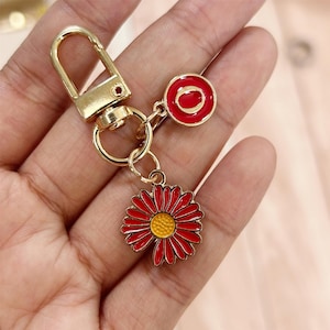 Gold Sunflower Initial Keychain – Personalized Letter Bag Charm, Custom Name Keyring, Cute Backpack Tag, Purse Accessory, Christmas Gifts