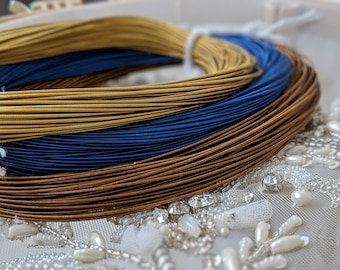 Perły Purl Pearl w kolorze Amiral Blue w kolorze starego złota i czekolady, francuski drut bulionowy, sztywny gimp