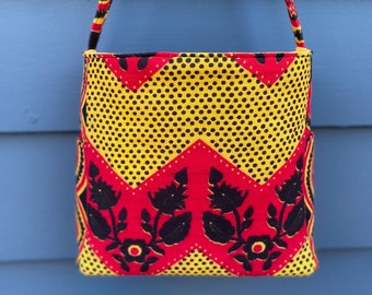 New Style Medium Tote, African Fabric Tote, Repurposed Tablecloth Tote, Knitting Project Tote, Medium African Project Tote, Knitting Bag