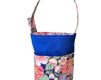 Flower Garden Small Project Tote, Circular Small Knitting Bag, Knitting Project Bag, Self Standing Small Project Tote, Gift For Knitter