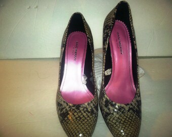 ladies shoes snake skin print