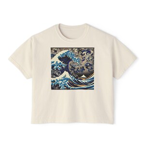 Women&#39;s Boxy Tee - The Great Wave T-Shirt for Summer and Gift, Women&#39;s Graphic Tee, Ocean Wave Shirt, Japanese Wave Tee, Vintage Inspired