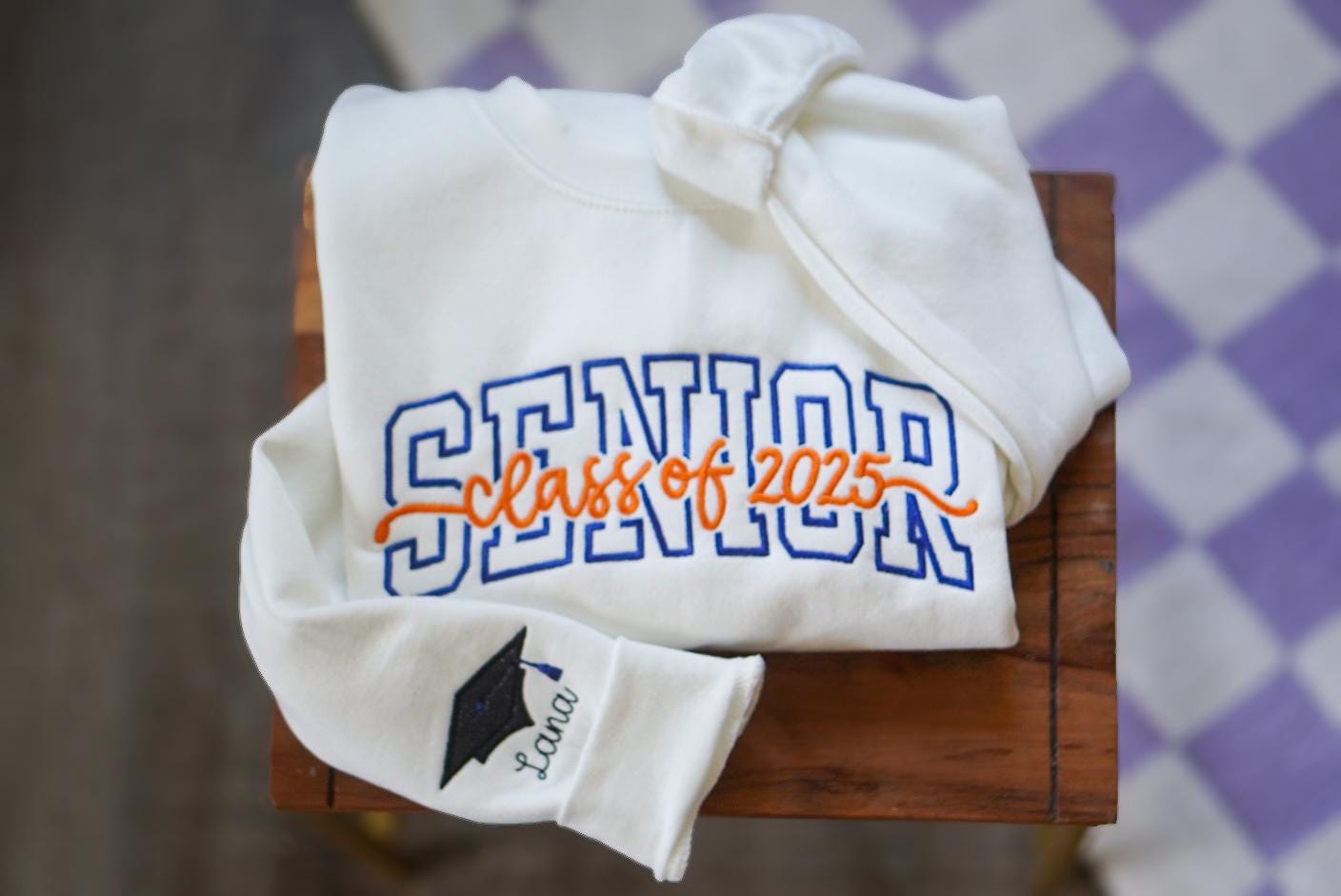 Custom Senior Sweatshirt with Name, Class of 2025 Personalized Crewneck, Graduation Gift for Seniors, Senior 2025 Pullover, senior shirt