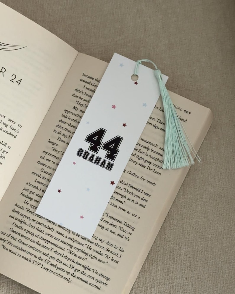 Off Campus Bookmark: Book Club Ticket - Garret Graham, Di Laurentis ...