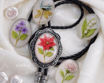 Corbata bolo floral hecha a mano: corbatas bolo de boda vaqueras con diseño de lirio de los valles para padrinos de boda