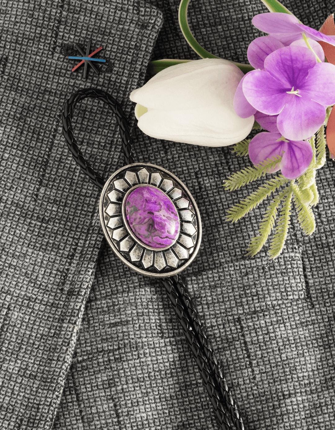 Purple Stone Bolo Tie: Vintage Southwestern Cowboy Necktie Oval Silver Cowgirl Necklace