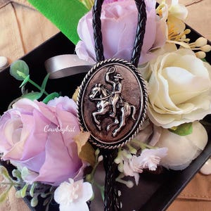 Western Cowboy Rider Bolo Tie Vintage Horseback Rodeo Necklace Southwestern Cowboy Jewelry for Men Wedding Gifts for Groomsmen